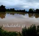 Πηνειός ποταμός υπερχείλισε Τρίκαλα